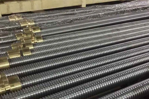 ​Méthodes pour gérer le bruit de la vis supérieure en argent